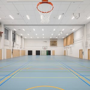 Varia Vehkalan ammattiopiston liikuntasali