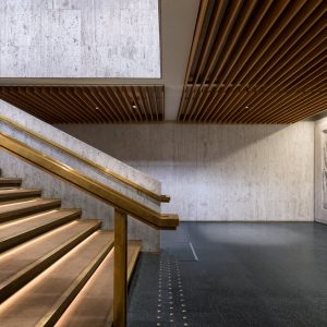 Turun Kaupunginteatterin aulan portaikko