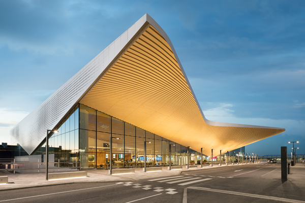 Helsinki-Vantaa lentokenttä terminaali